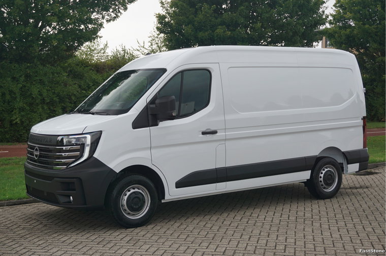 Nissan Interstar