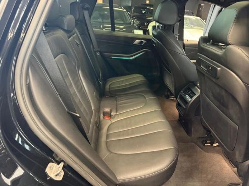 Vehicle Image 49