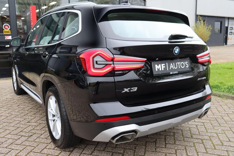 Vehicle Image 40