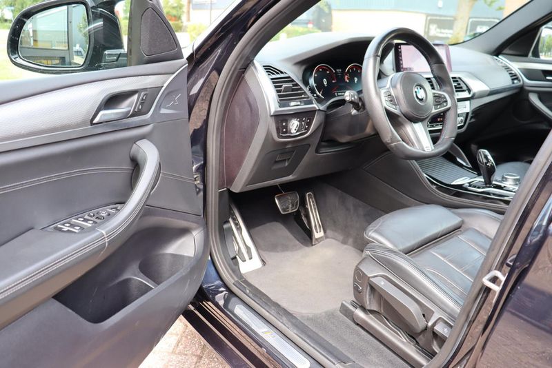 Vehicle Image 50