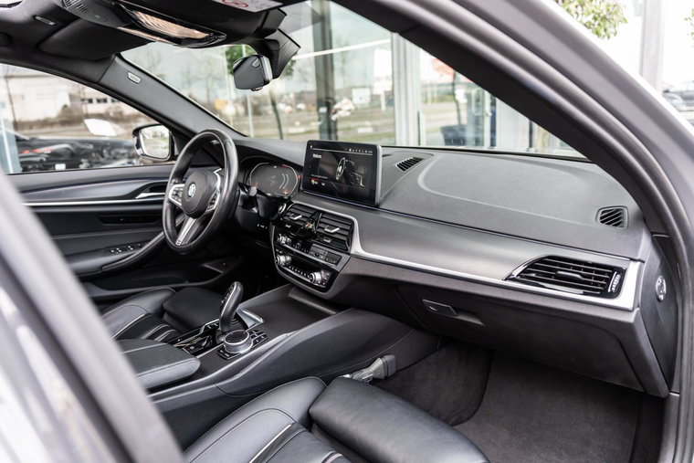 Vehicle Image 19