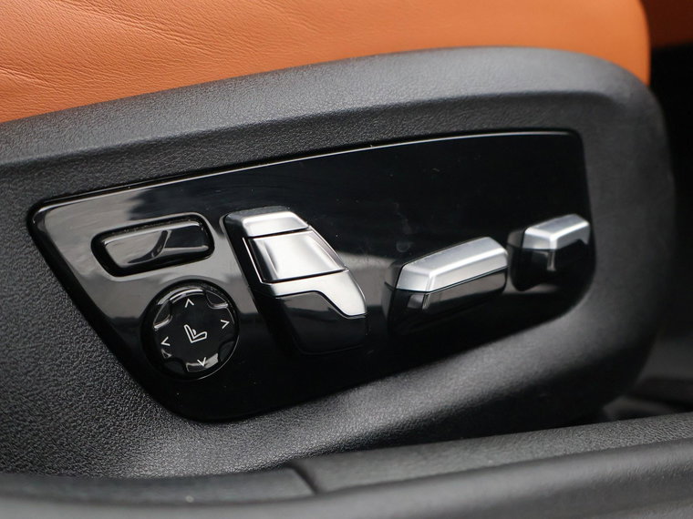 Vehicle Image 50
