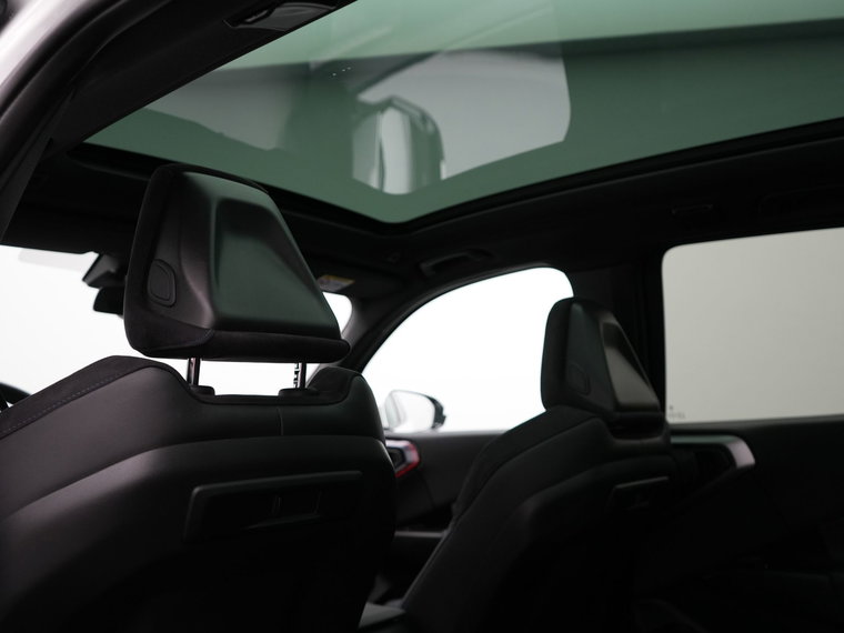 Vehicle Image 39