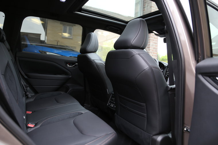 Vehicle Image 15