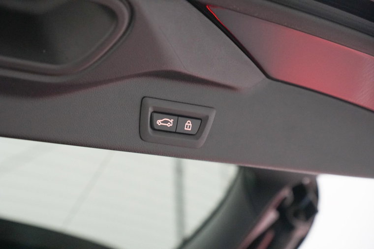 Vehicle Image 50
