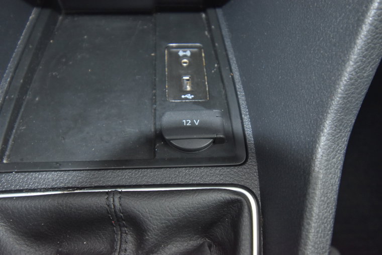 Vehicle Image 22