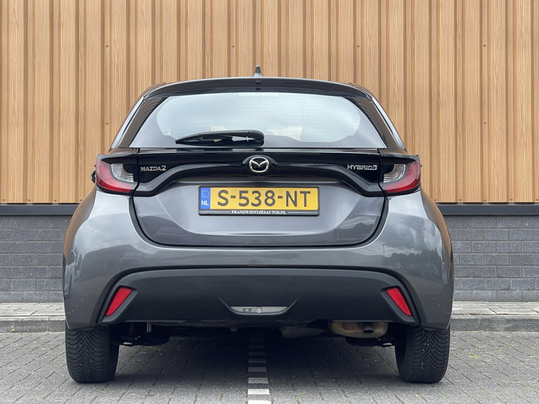 Vehicle Image 6