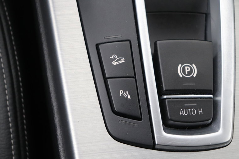 Vehicle Image 33