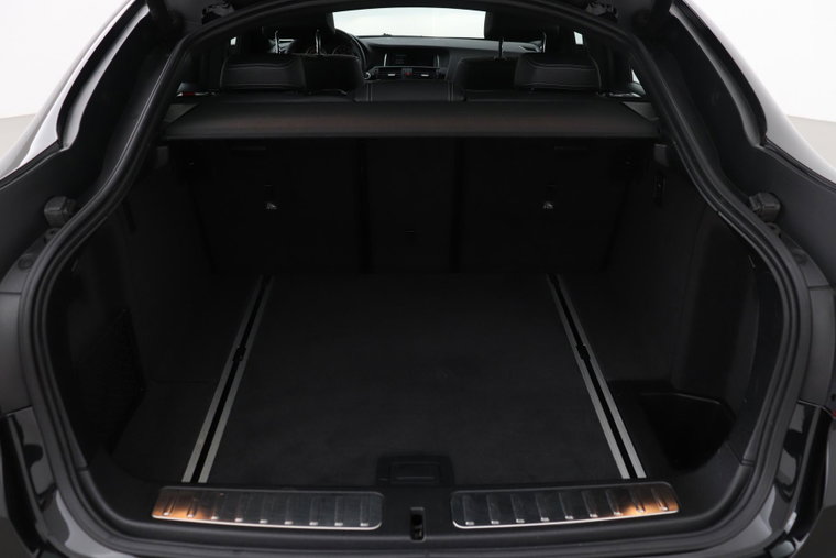 Vehicle Image 45