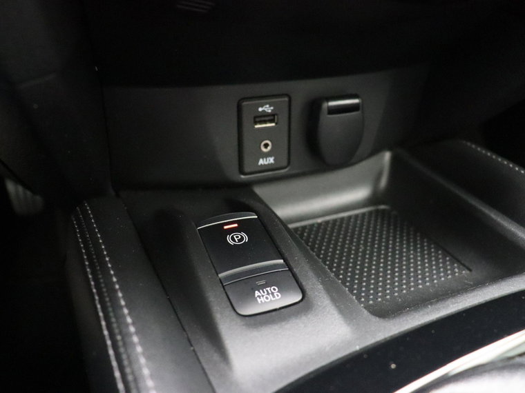 Vehicle Image 33