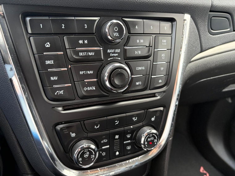 Vehicle Image 23