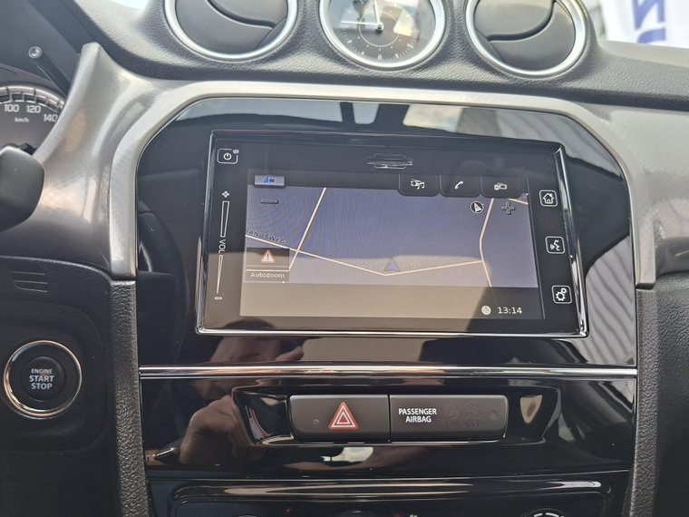 Vehicle Image 18