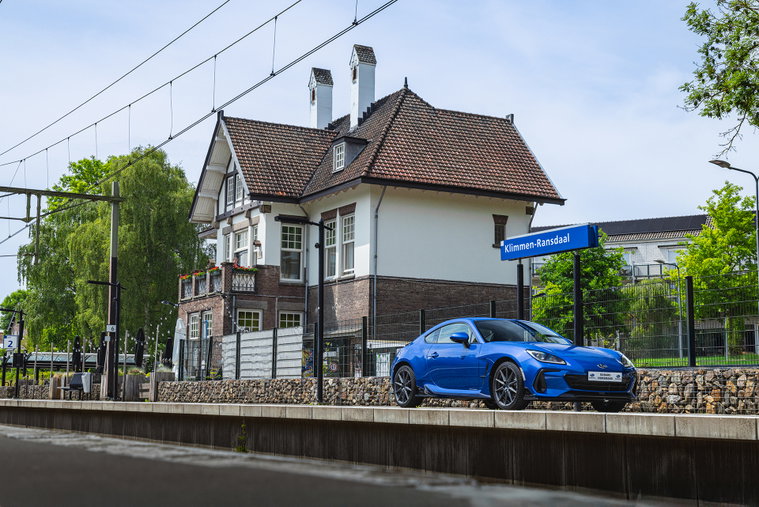 Vehicle Image 35