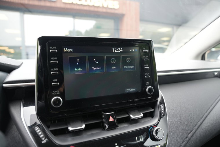 Vehicle Image 22