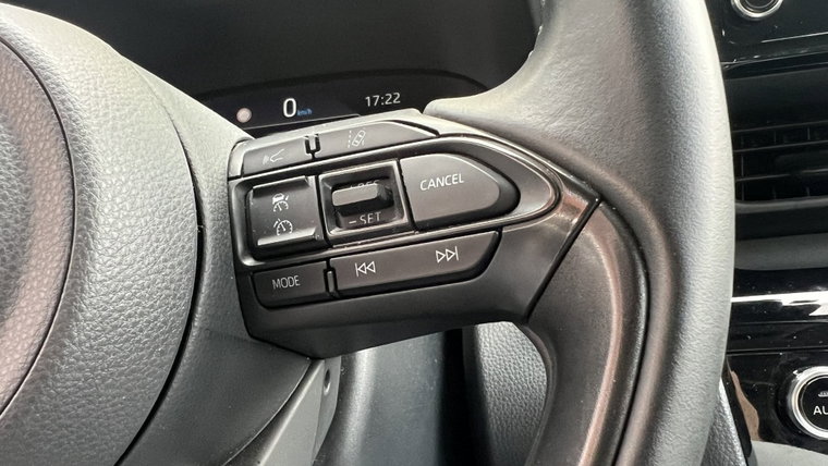 Vehicle Image 22