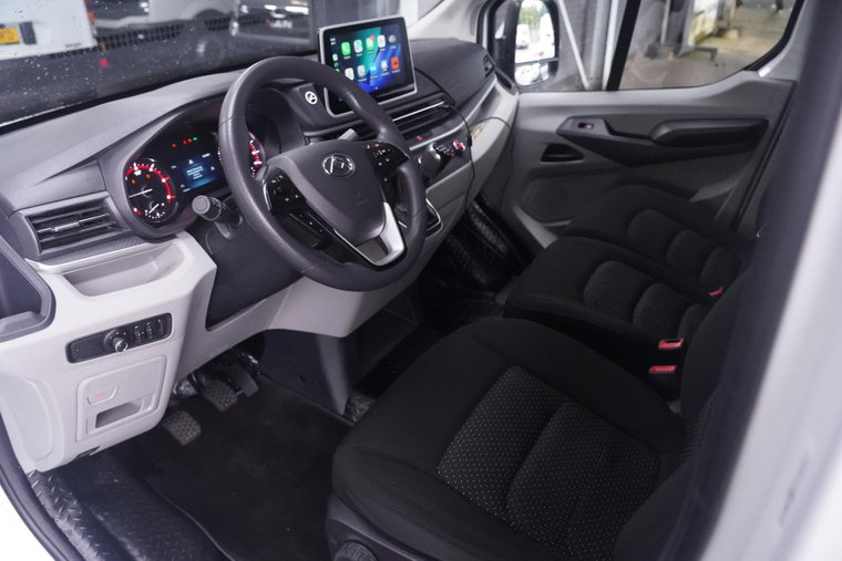Vehicle Image 20