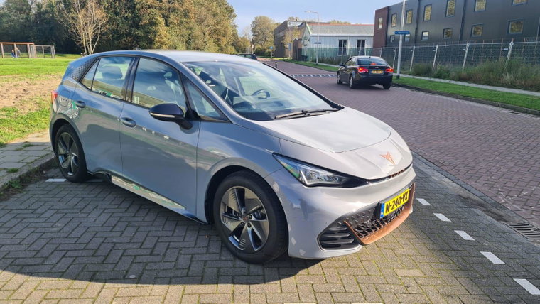 Vehicle Image 10