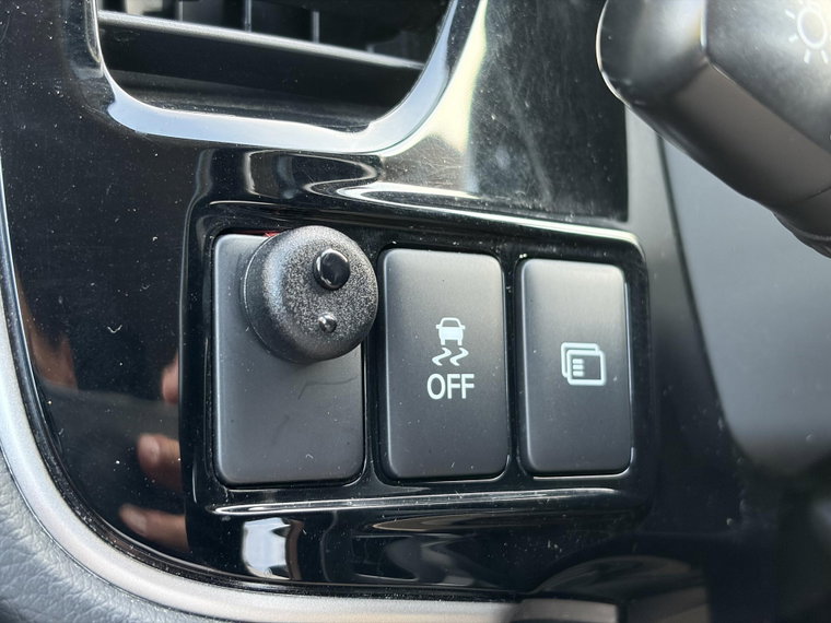 Vehicle Image 29