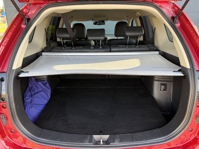 Vehicle Image 38