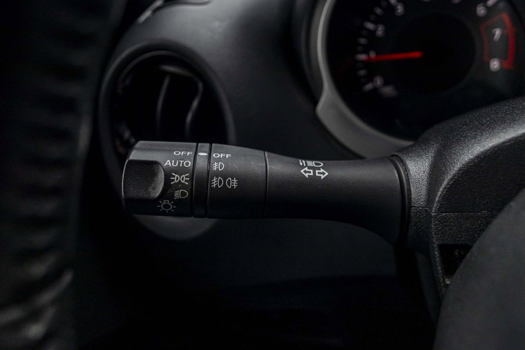 Vehicle Image 24