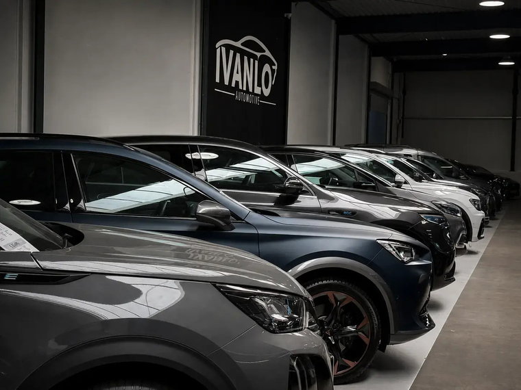 Vehicle Image 22