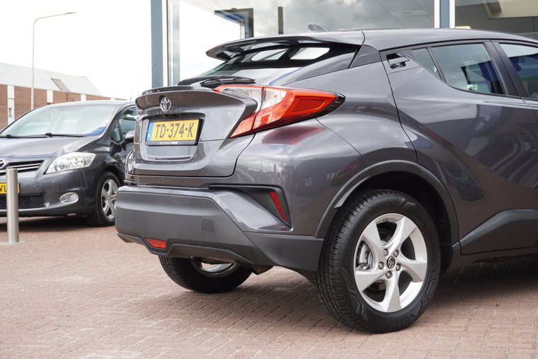 Vehicle Image 7