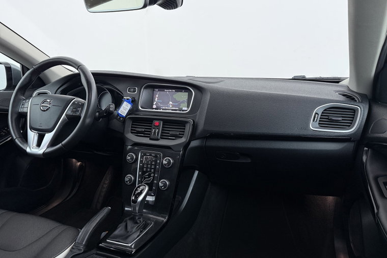 Vehicle Image 17