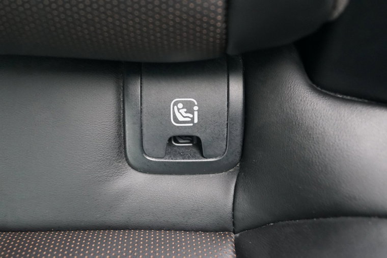 Vehicle Image 38