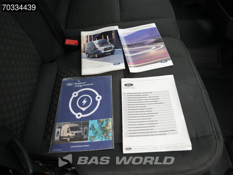 Vehicle Image 36