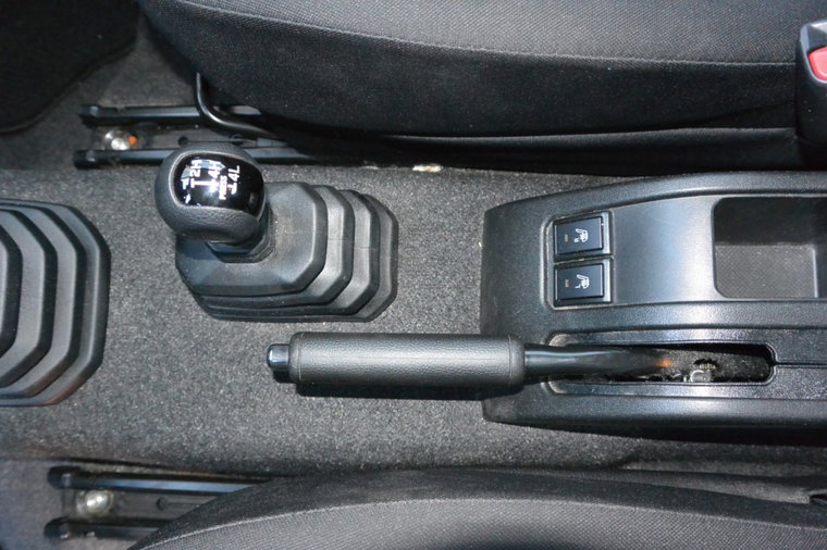 Vehicle Image 22