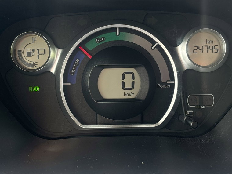 Vehicle Image 15