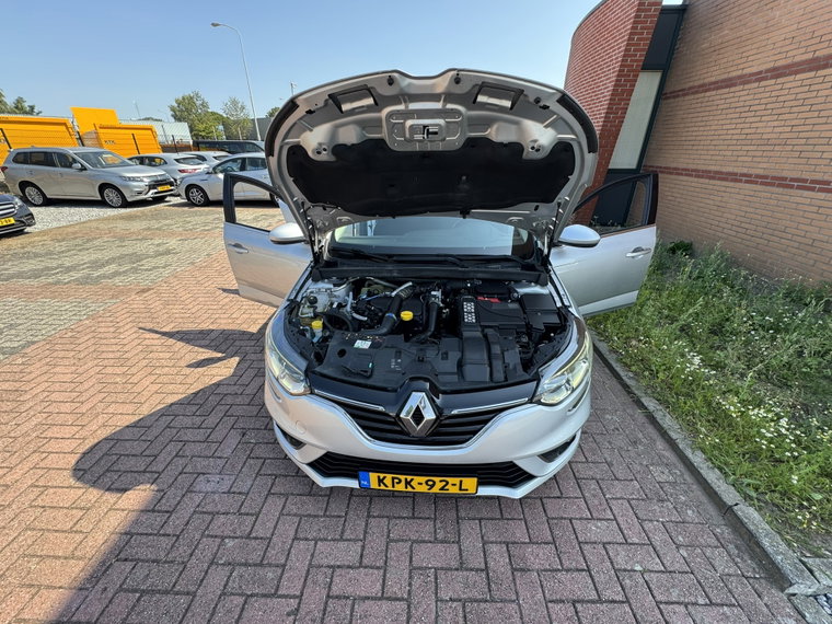 Vehicle Image 36
