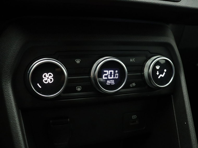 Vehicle Image 27