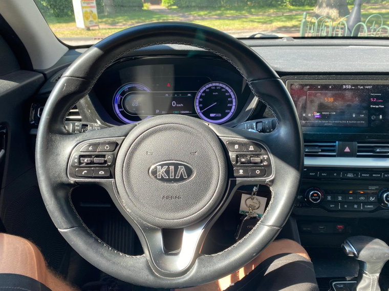 Vehicle Image 14