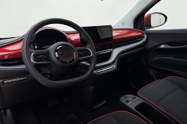 Vehicle Image 14
