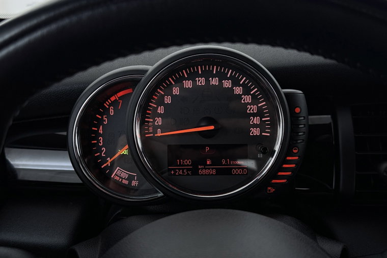 Vehicle Image 20