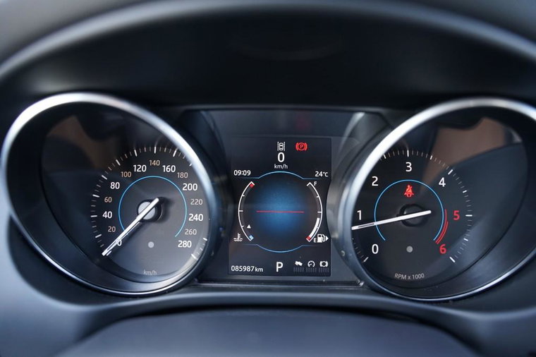 Vehicle Image 18