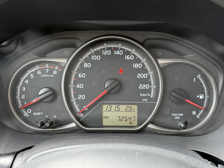Vehicle Image 21