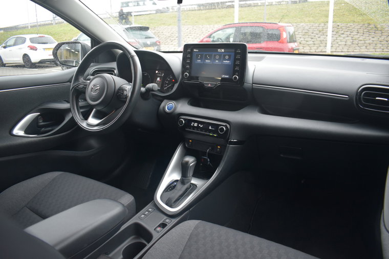 Vehicle Image 19