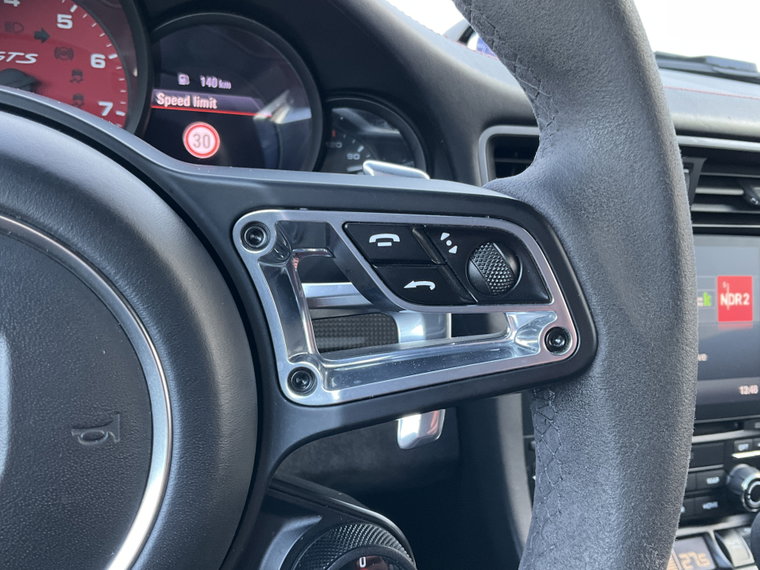 Vehicle Image 33