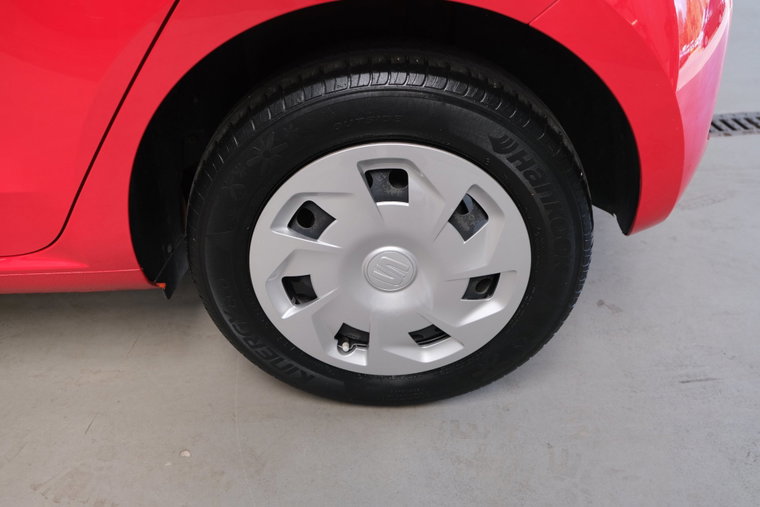 Vehicle Image 23