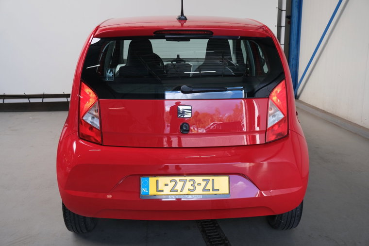 Vehicle Image 6