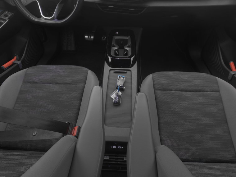 Vehicle Image 13