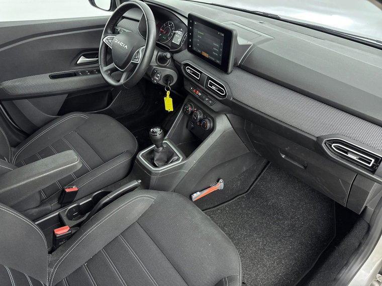 Vehicle Image 18