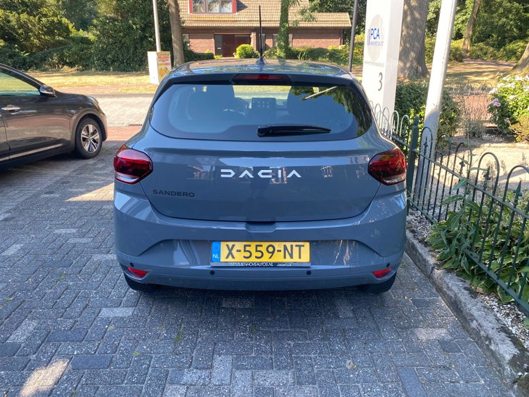 Vehicle Image 31