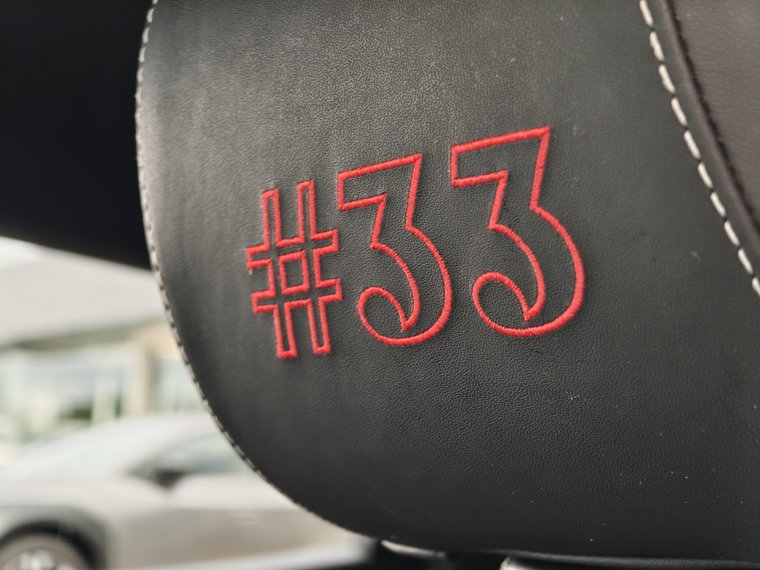 Vehicle Image 28
