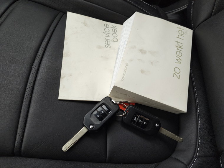 Vehicle Image 42