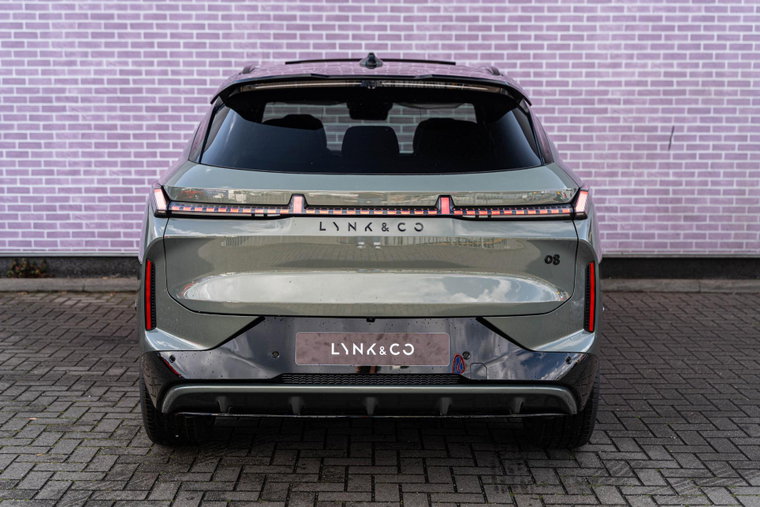 Vehicle Image 15