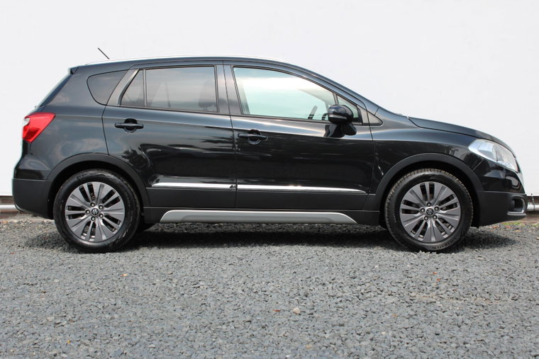 Vehicle Image 10