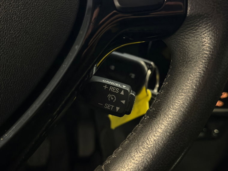 Vehicle Image 24